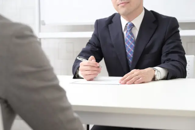 社長 鼻毛出てる