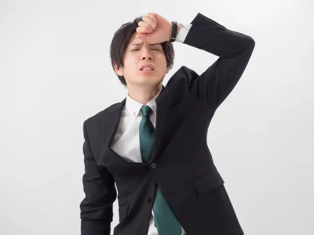 社長 鼻毛出てる